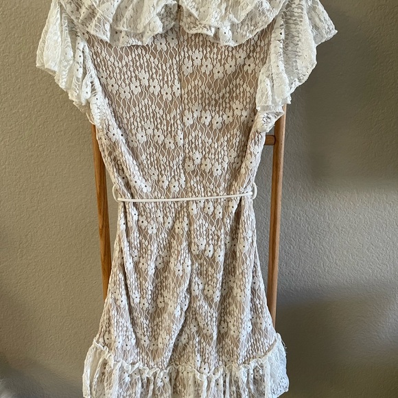 Lacey dress. Only wore once! Super comfortable and cute. - Picture 3 of 3